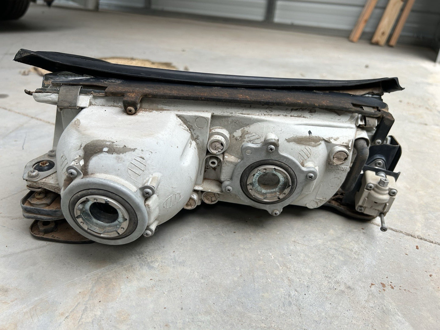 90-96 Nissan 300zx Z32 OEM LH Left Driver Side Headlight- Damaged