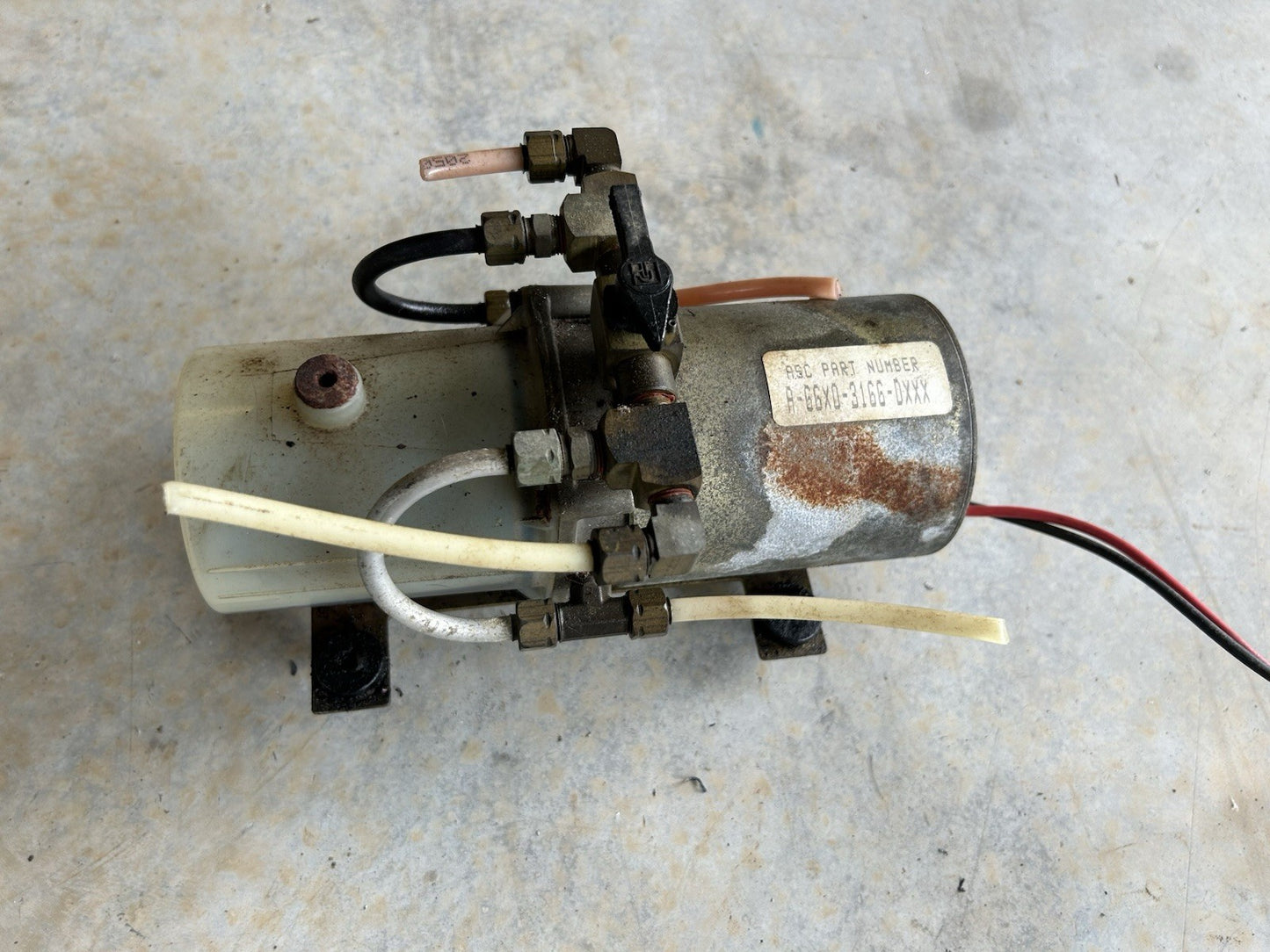 89-94 Nissan 240SX S13 OEM Convertible Top hydraulic Motor