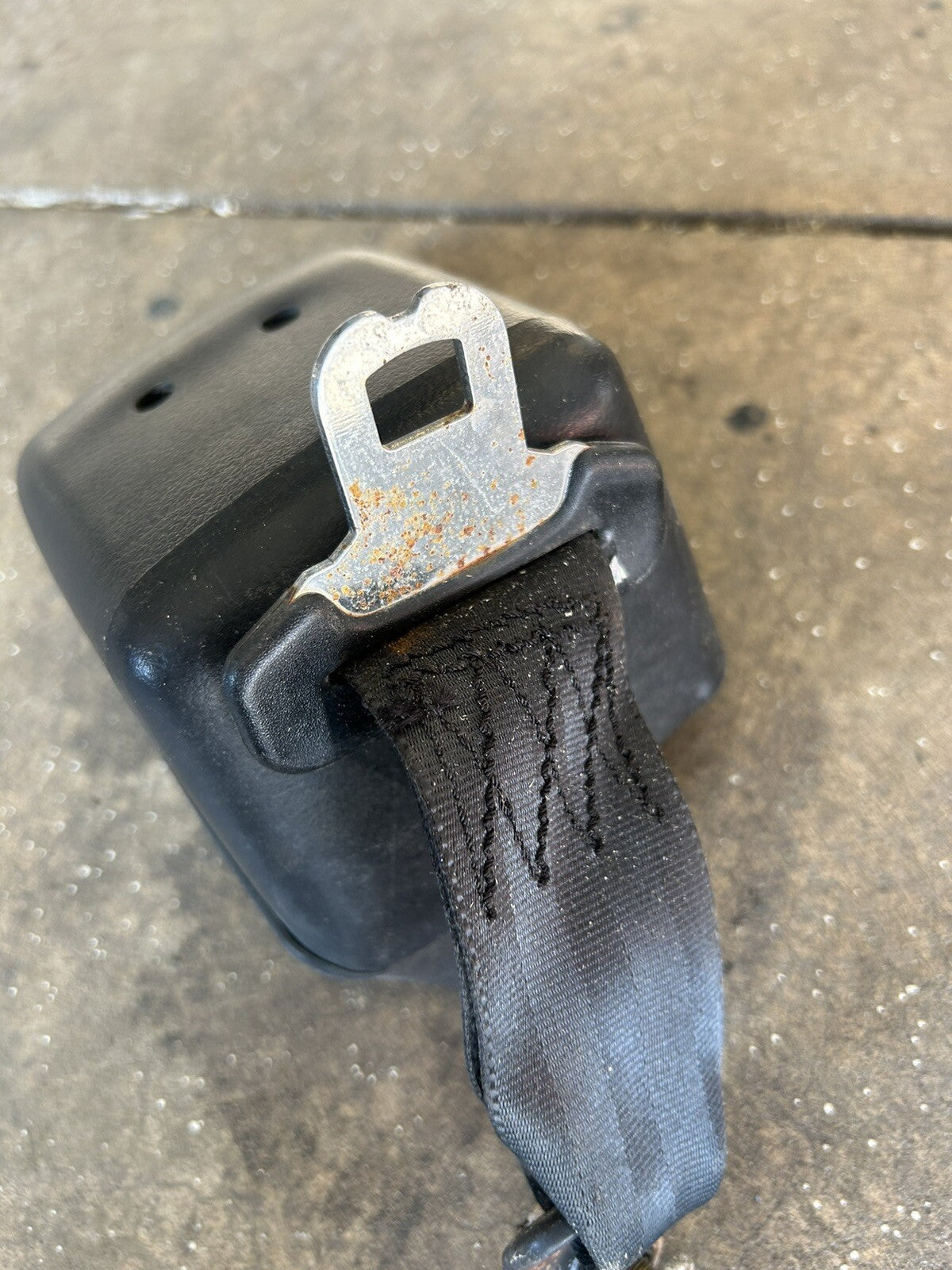 1989-1993 Nissan 240sx S13 Driver Left Rear Black Seat Belt Retractor Faded