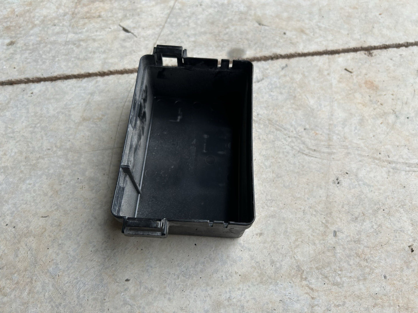 89-94 Nissan 240sx S13 OEM Engine Bay Fuse Box Cover Lid used