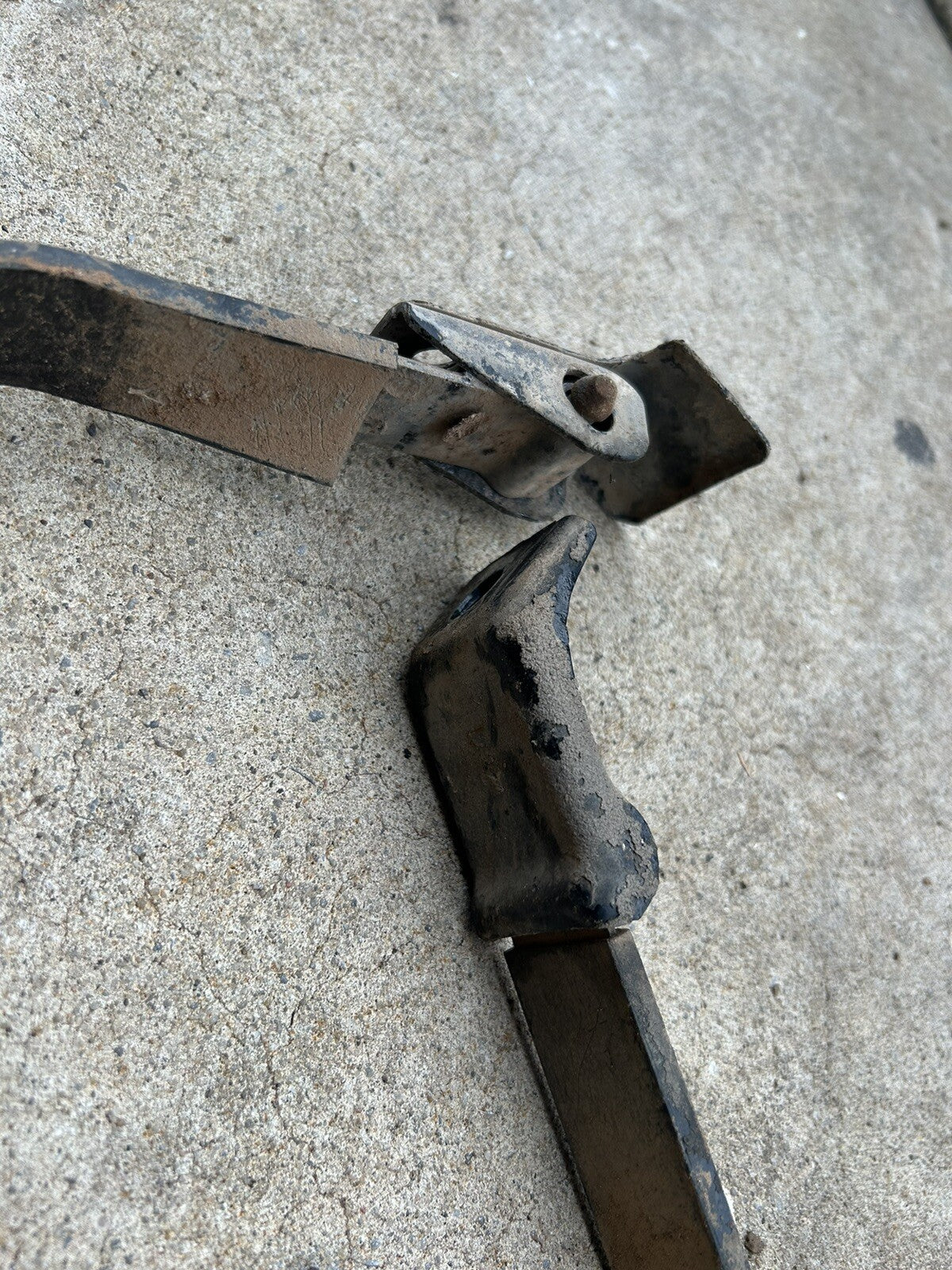 89-94 Nissan 240sx Fuel Tank Straps S13 Gas Brackets Mounts