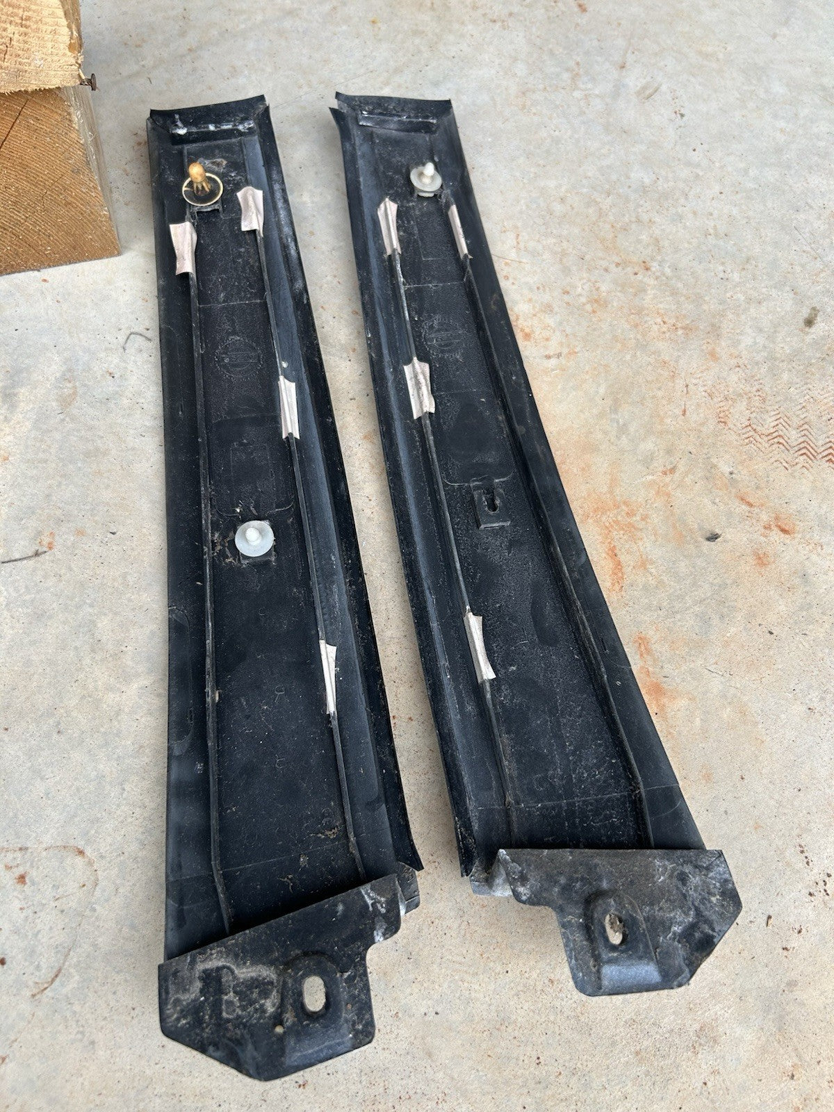 89-94 Nissan S13 240SX OEM EXTERIOR B PILLAR TRIM SET LEFT RIGHT BLACK