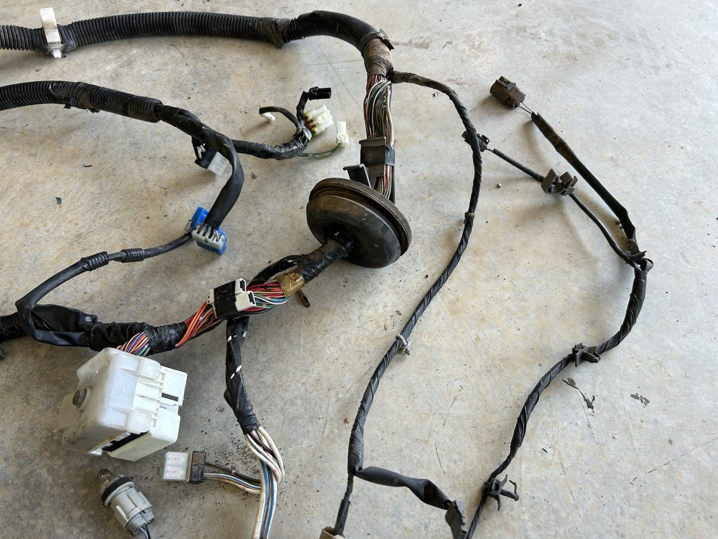 95-96 Zenki Nissan 240SX S14 OEM Engine Bay Front Chassis Wire Harness Fuse M/T
