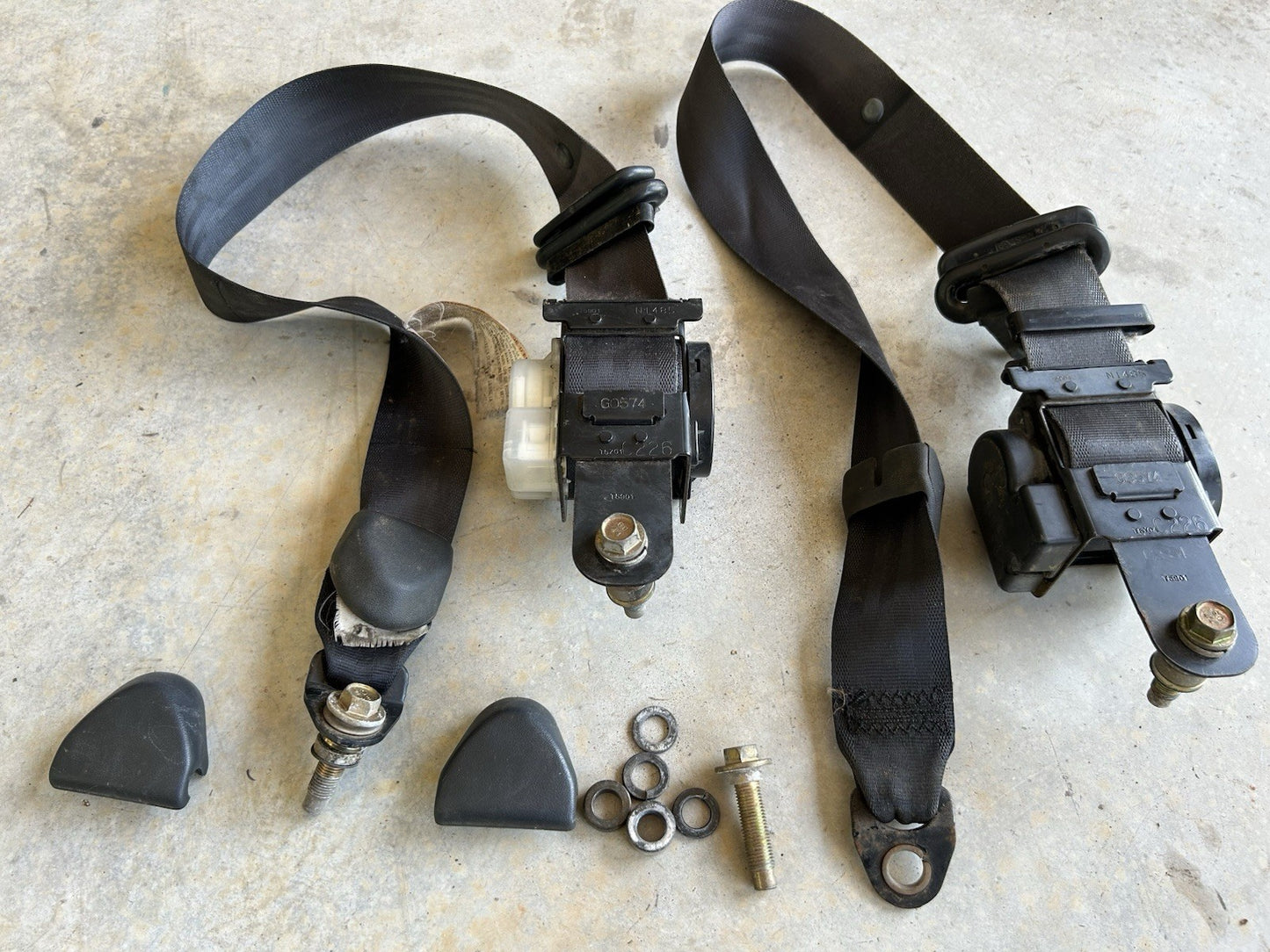95-96 Nissan 240SX S14 OEM Front Seat Belts LH & RH