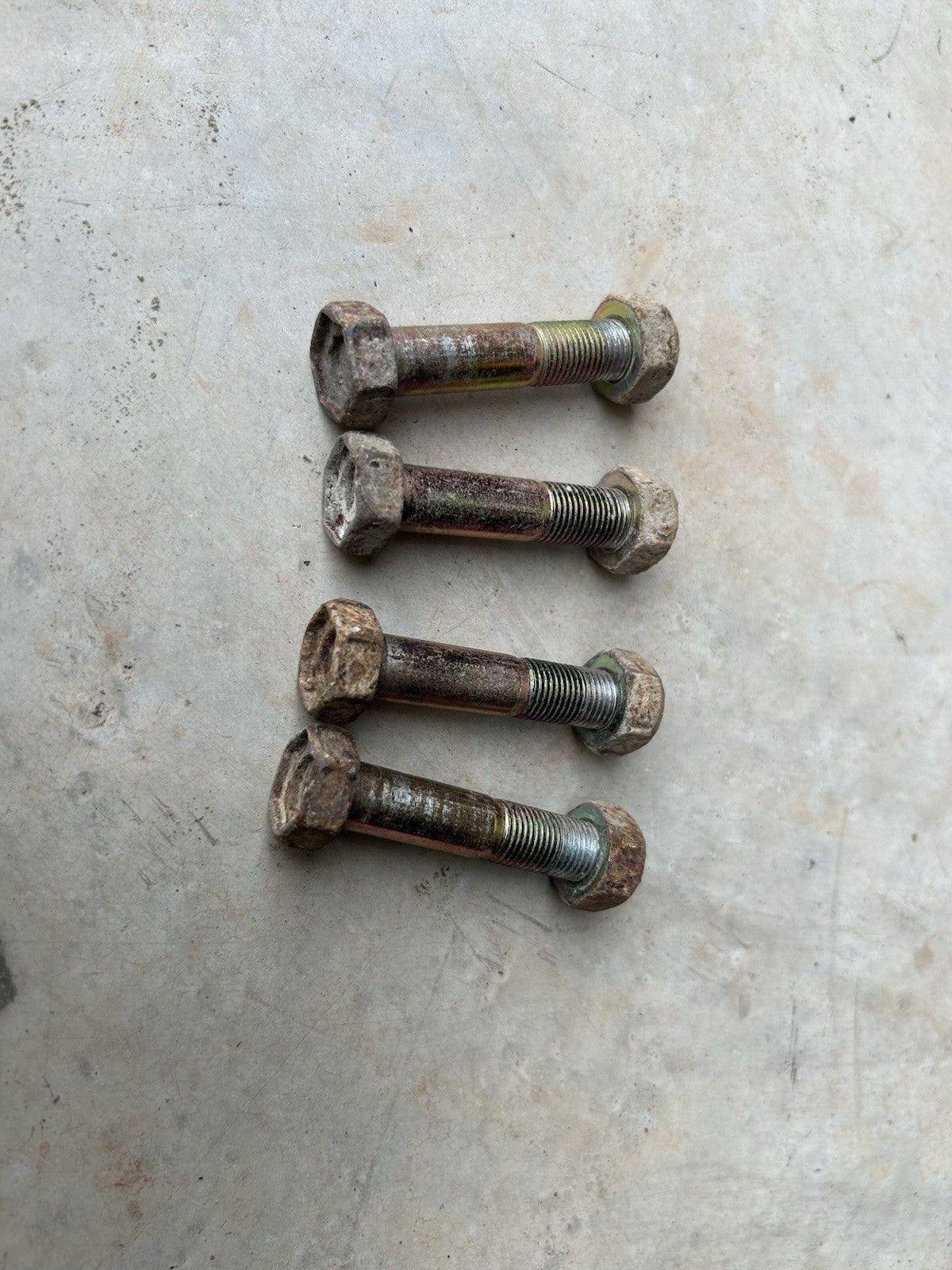 NISSAN 240sx 89-94 REAR SUSPENSION LOWER LINK RLCA BOLT & NUT 4pcs OEM