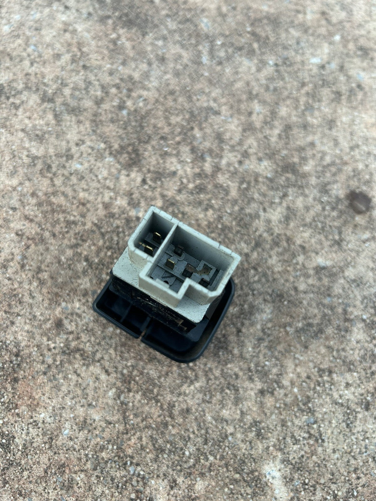 89-94 Nissan 240sx S13 OEM Cruise Control ON/OFF Switch Button