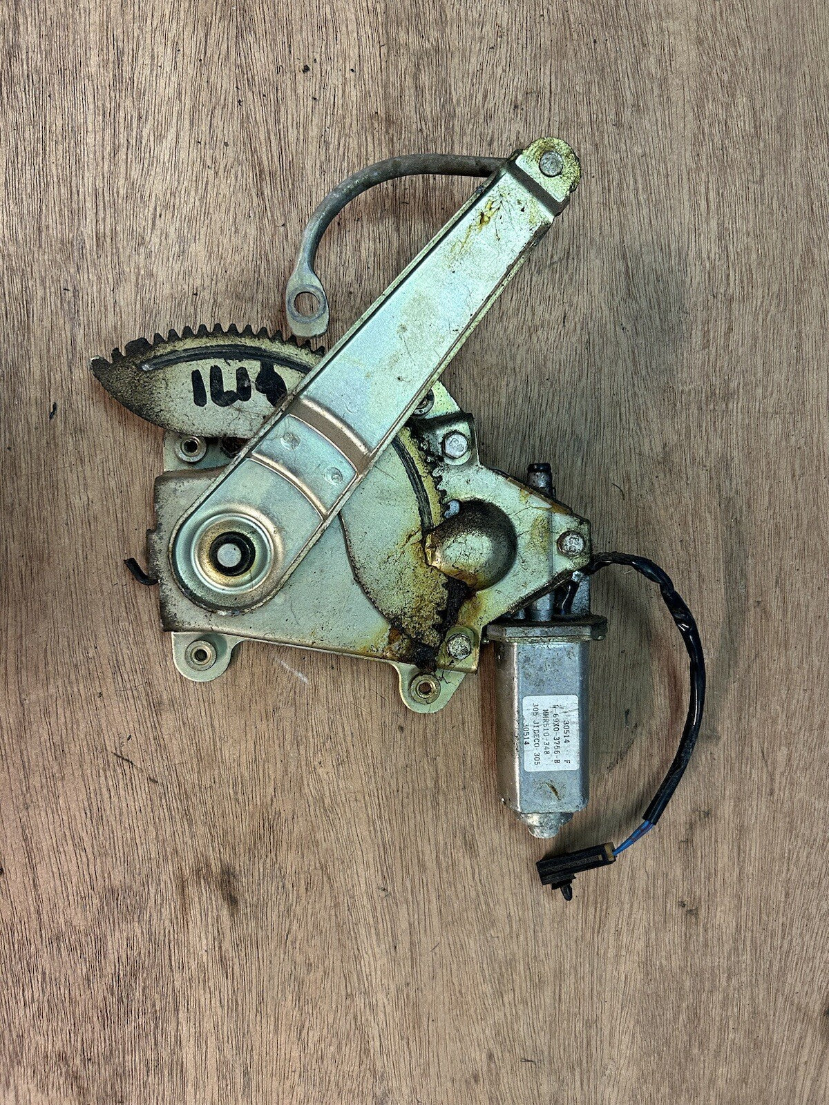92-94 Nissan 240sx Convertible LEFT Rear Quarter Window Motor Drivers LH TESTED