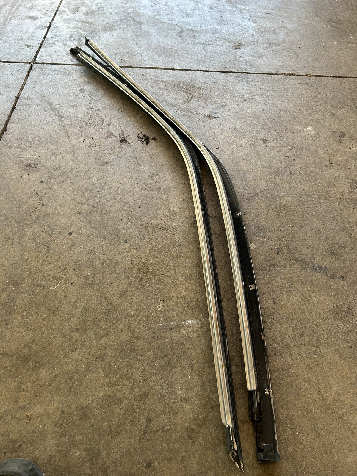 89-94 Nissan 240sx HATCH Pair Exterior Drip Rail S13 Upper Window A Pillar Trim