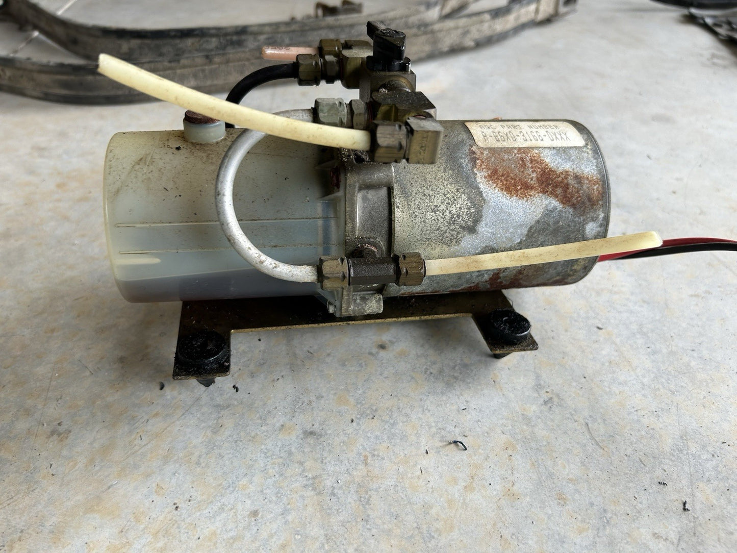 89-94 Nissan 240SX S13 OEM Convertible Top hydraulic Motor
