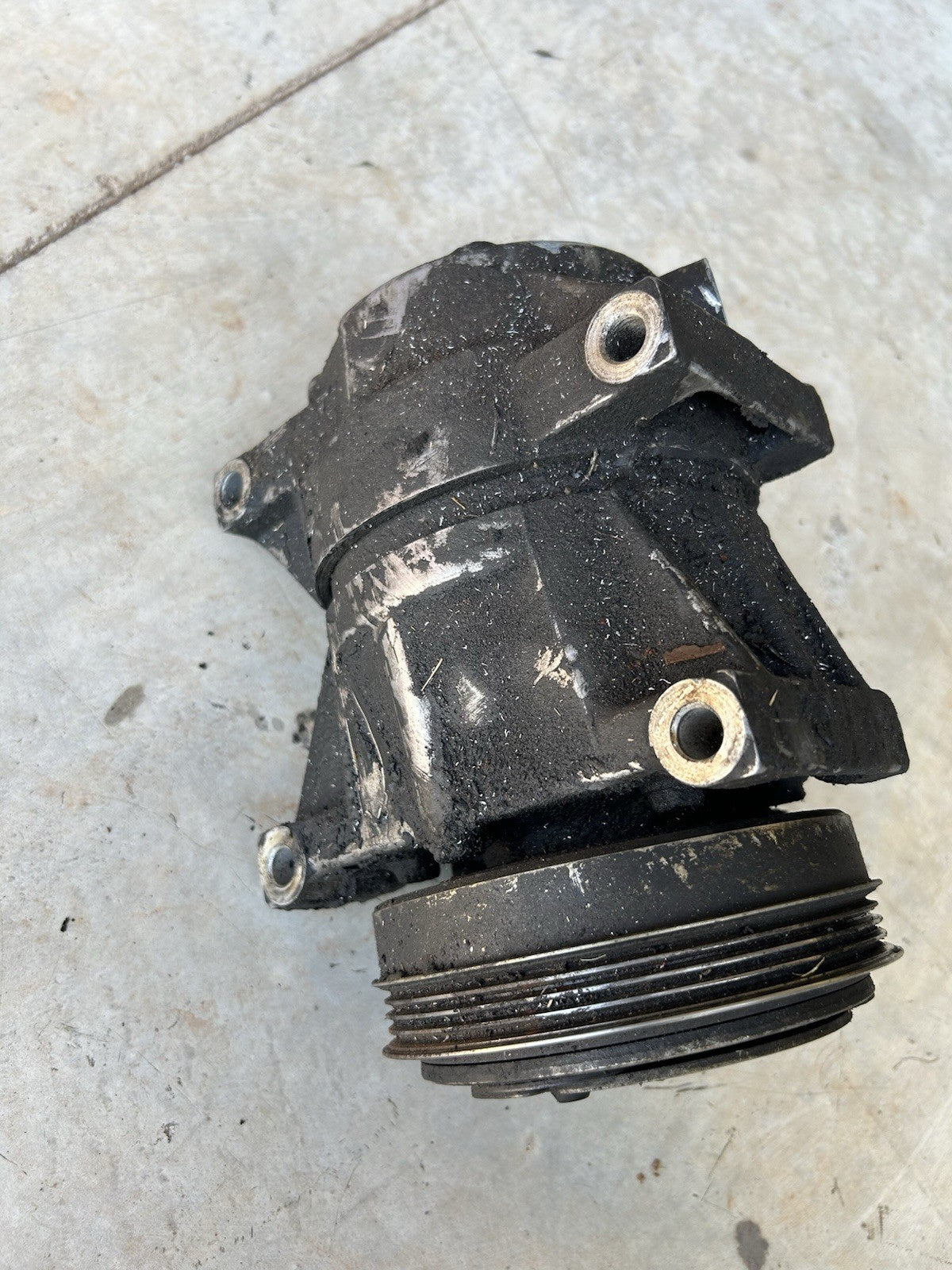 91-94 OEM Nissan 240SX S13 KA24DE Air Compressor A/C -Working