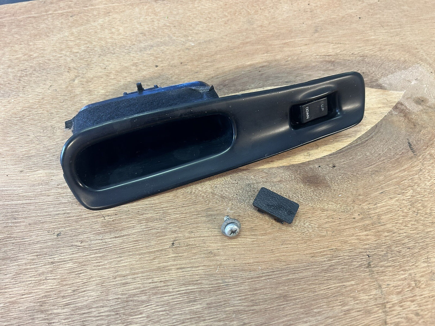 1989-1994 Nissan 240sx S13 Passenger Right Side Door Window Switch Bezel LHD OEM
