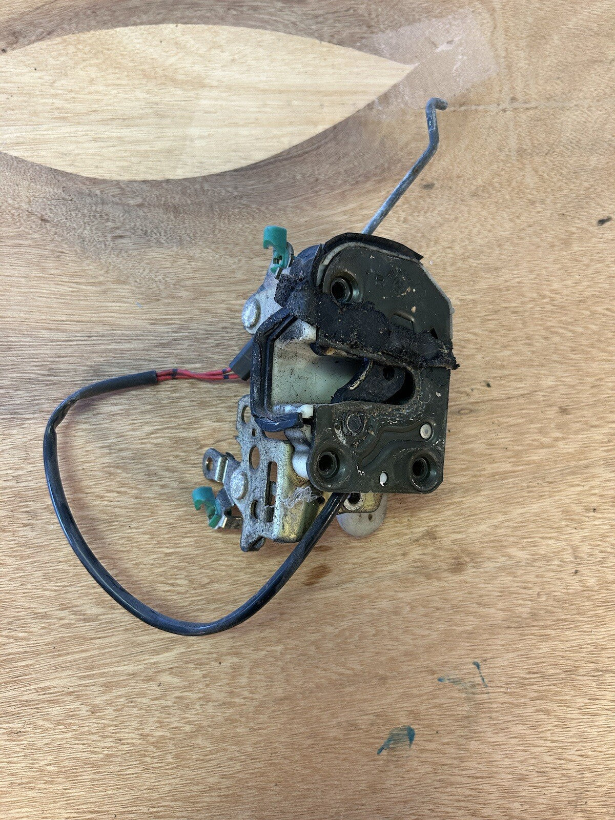 89-94 NISSAN 240SX S13 Right Door Lock Latch Actuator OEM RH Passenger