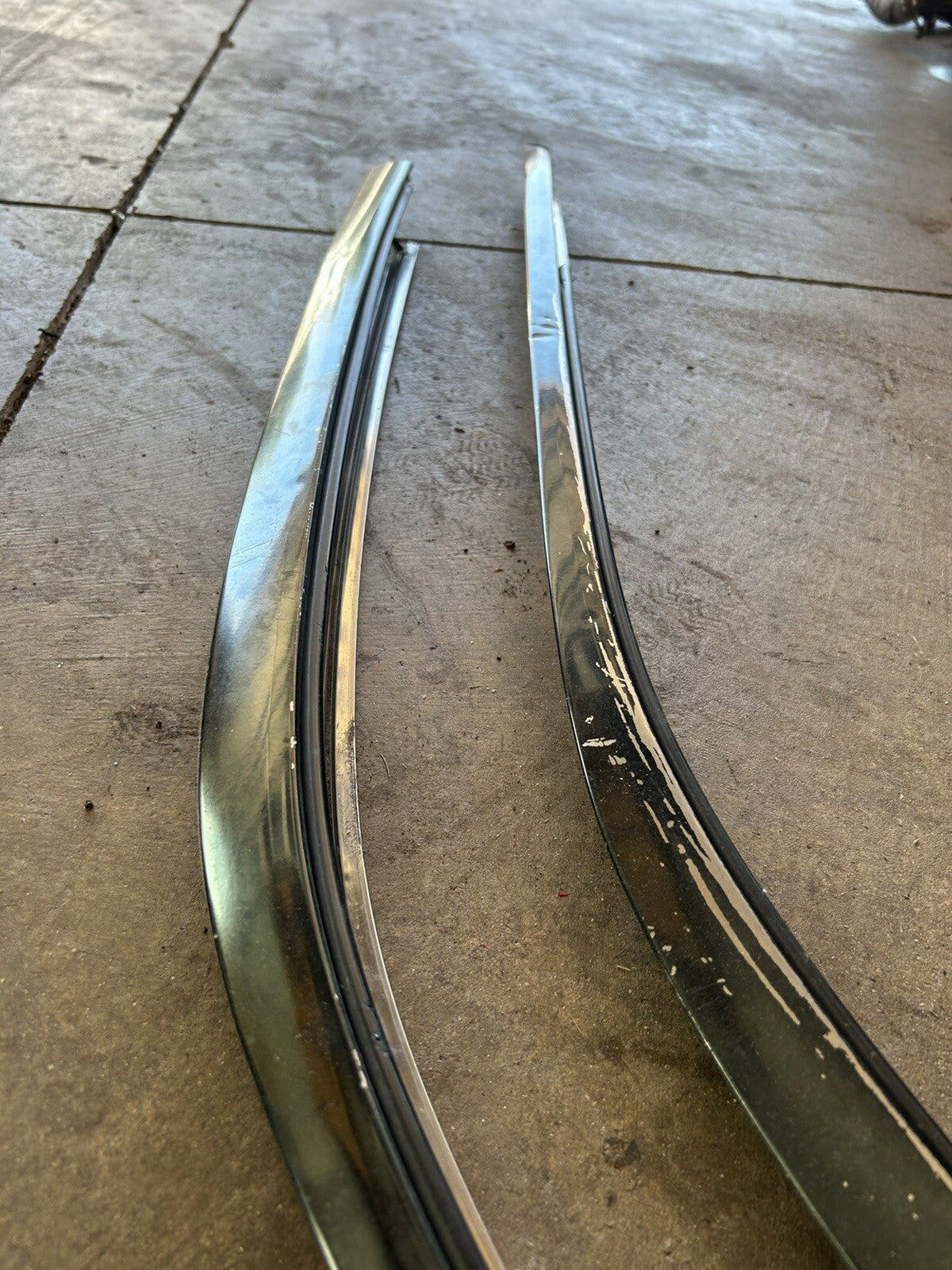 89-94 Nissan 240sx HATCH Pair Exterior Drip Rail S13 Upper Window A Pillar Trim