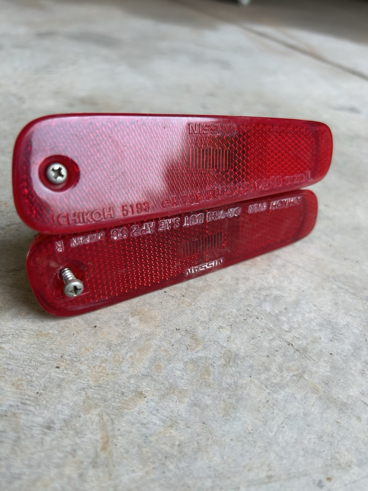 90-96 Nissan OEM 300zx Z32 Rear Bumper Side Marker Light Reflector PAIR LH RH