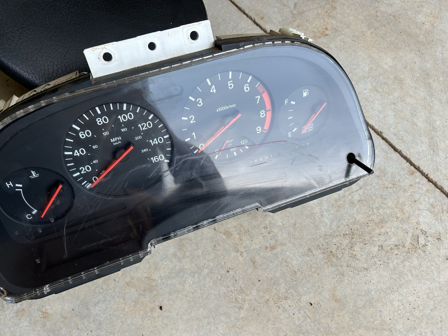 90-96 Nissan 300zx Z32 Non Turbo Speedometer Gauge Cluster NA OEM 89k- Scratched