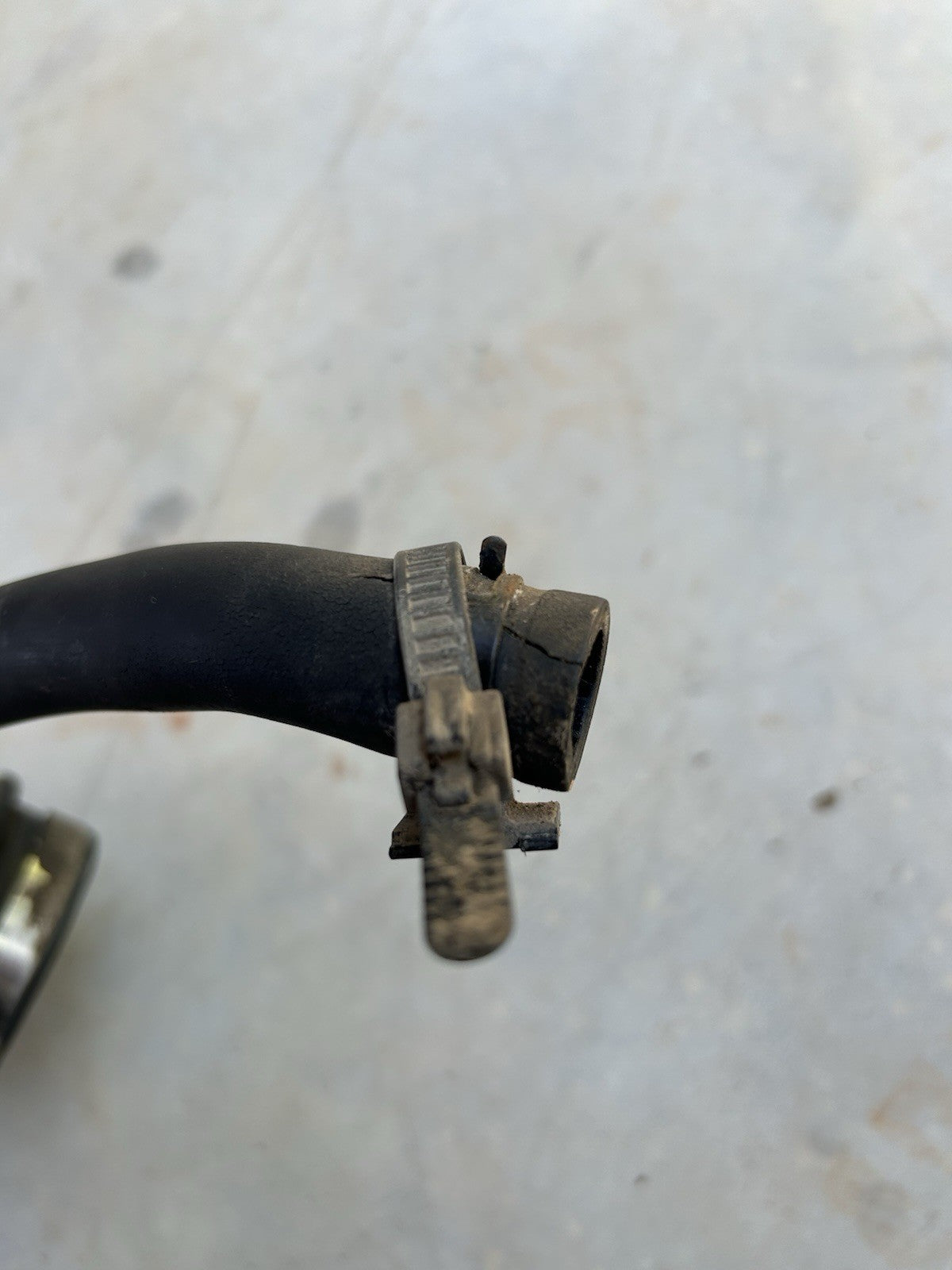 89-94 Nissan 240SX S13 KA24DE Intake Coupler Boot Rubber Engine Hose Pipe
