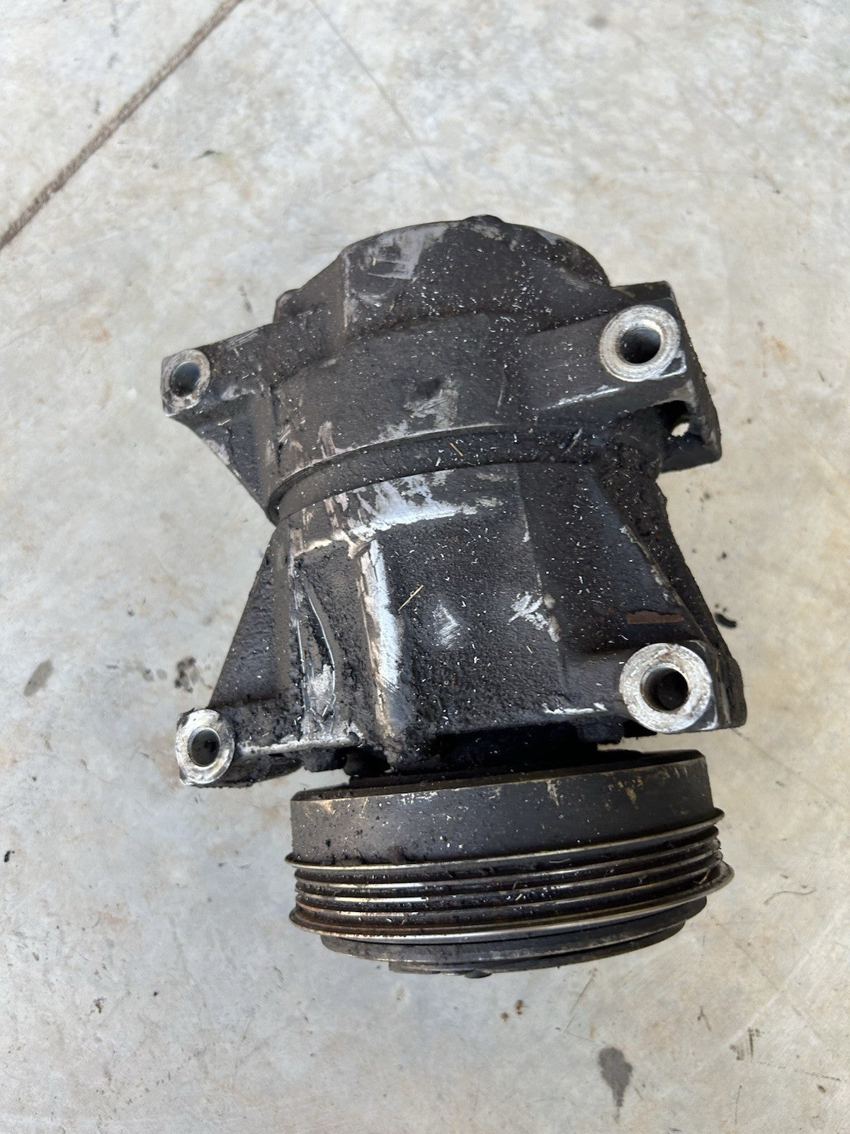 91-94 OEM Nissan 240SX S13 KA24DE Air Compressor A/C -Working