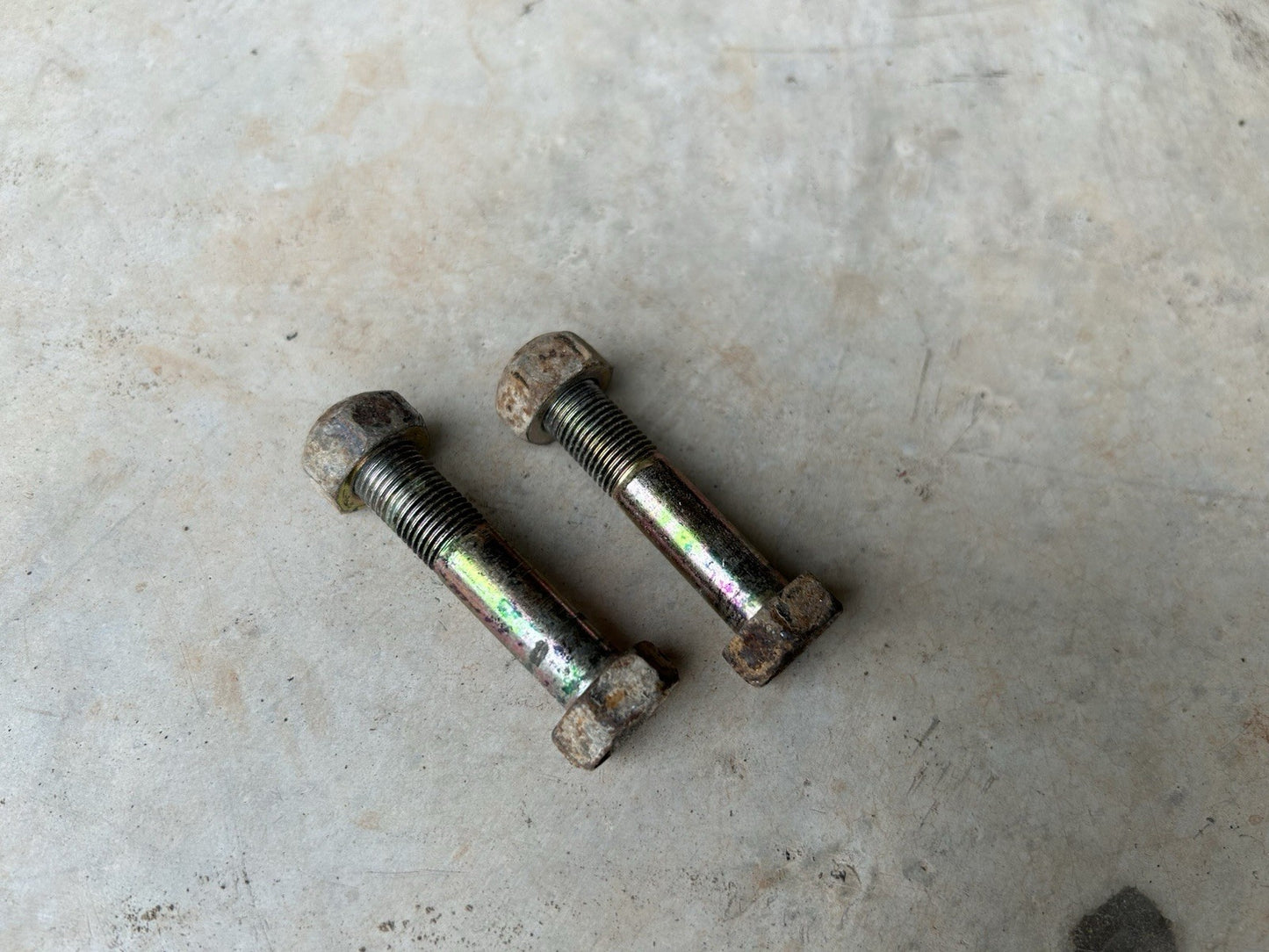 NISSAN 240sx 89-94 REAR SUSPENSION LOWER LINK RLCA BOLT & NUT 2pcs OEM