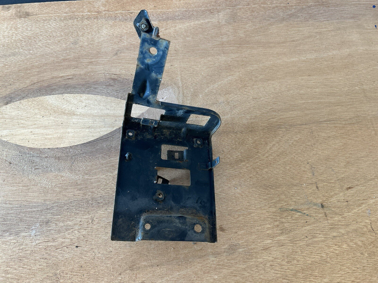 89-94 Nissan 240SX S13 Engine Bay Fuse Relay Box Bracket RF Holder USED