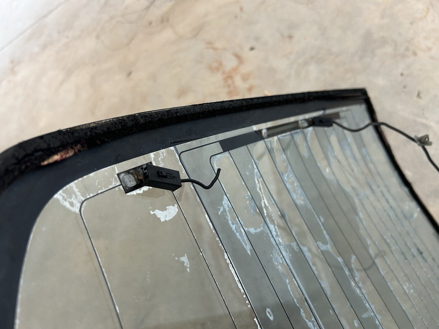 89-93 Nissan 240sx S13 Coupe Rear Windshield Glass OEM Defrost Silvia