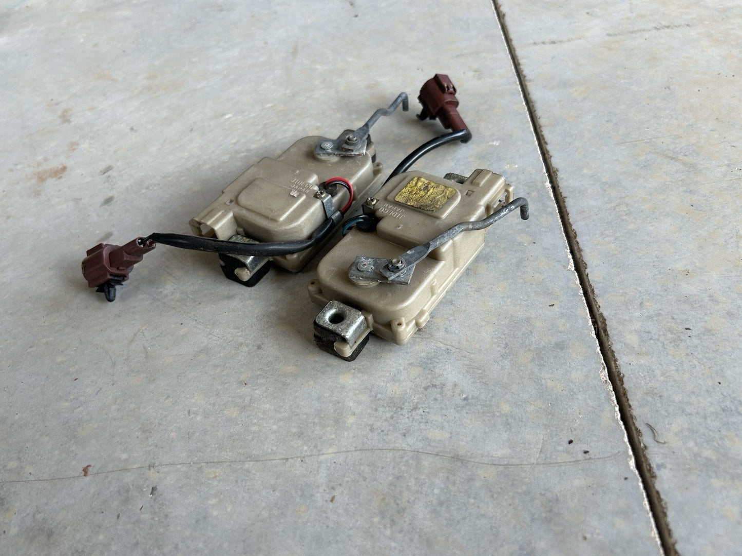 1989-1994 Nissan 240sx S13 Passenger Right & Left Side Door Lock Actuator Only