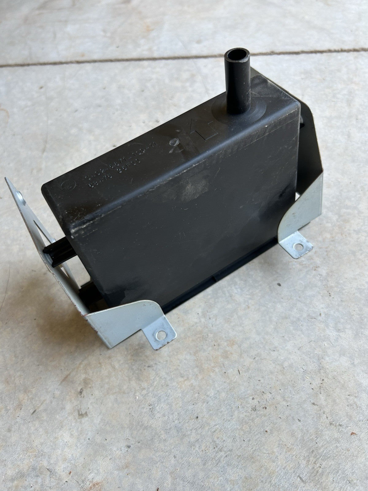 89-94 Nissan 240sx Radio Bracket & Pocket S13 OEM - Good Condition