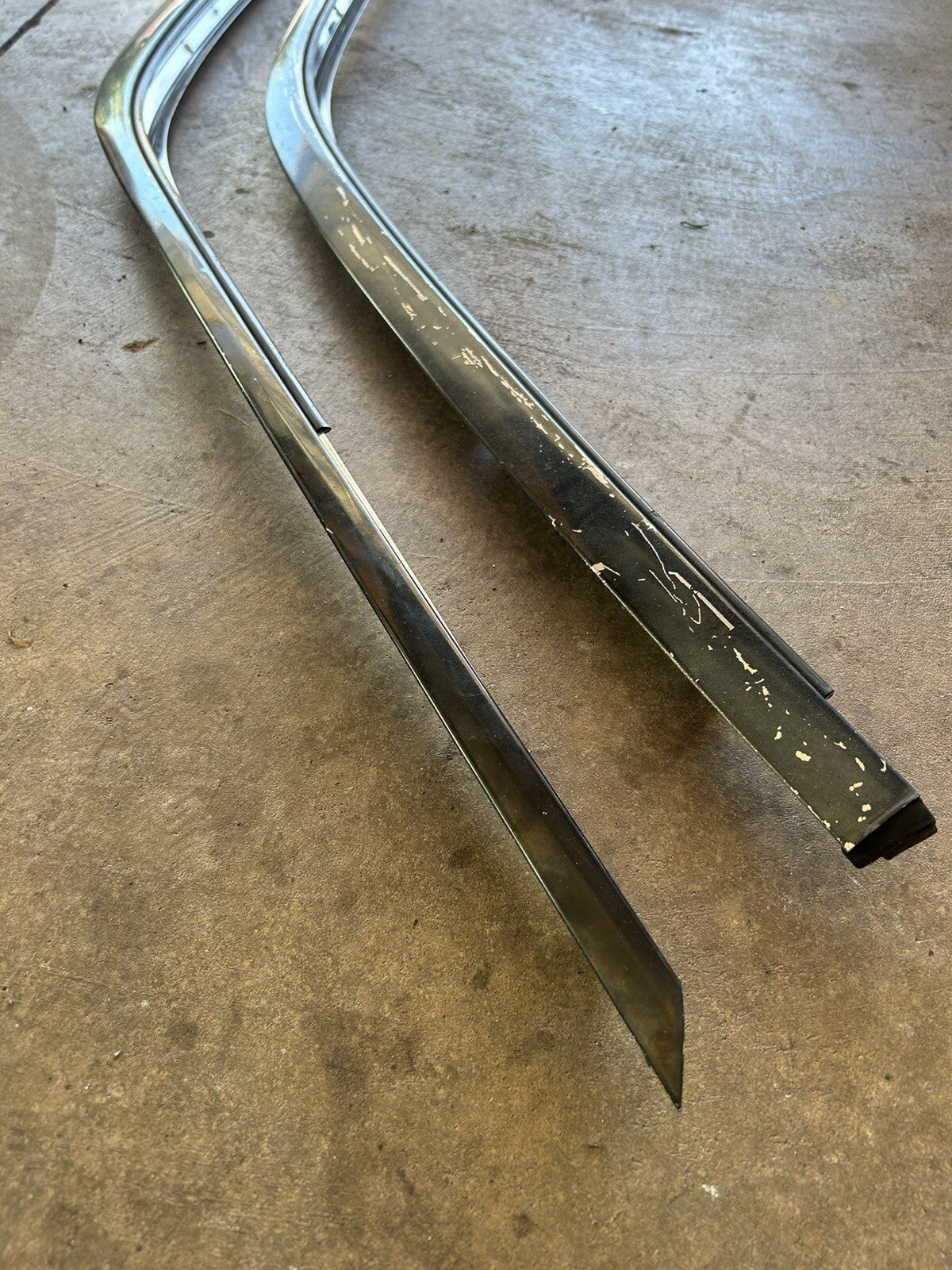 89-94 Nissan 240sx HATCH Pair Exterior Drip Rail S13 Upper Window A Pillar Trim