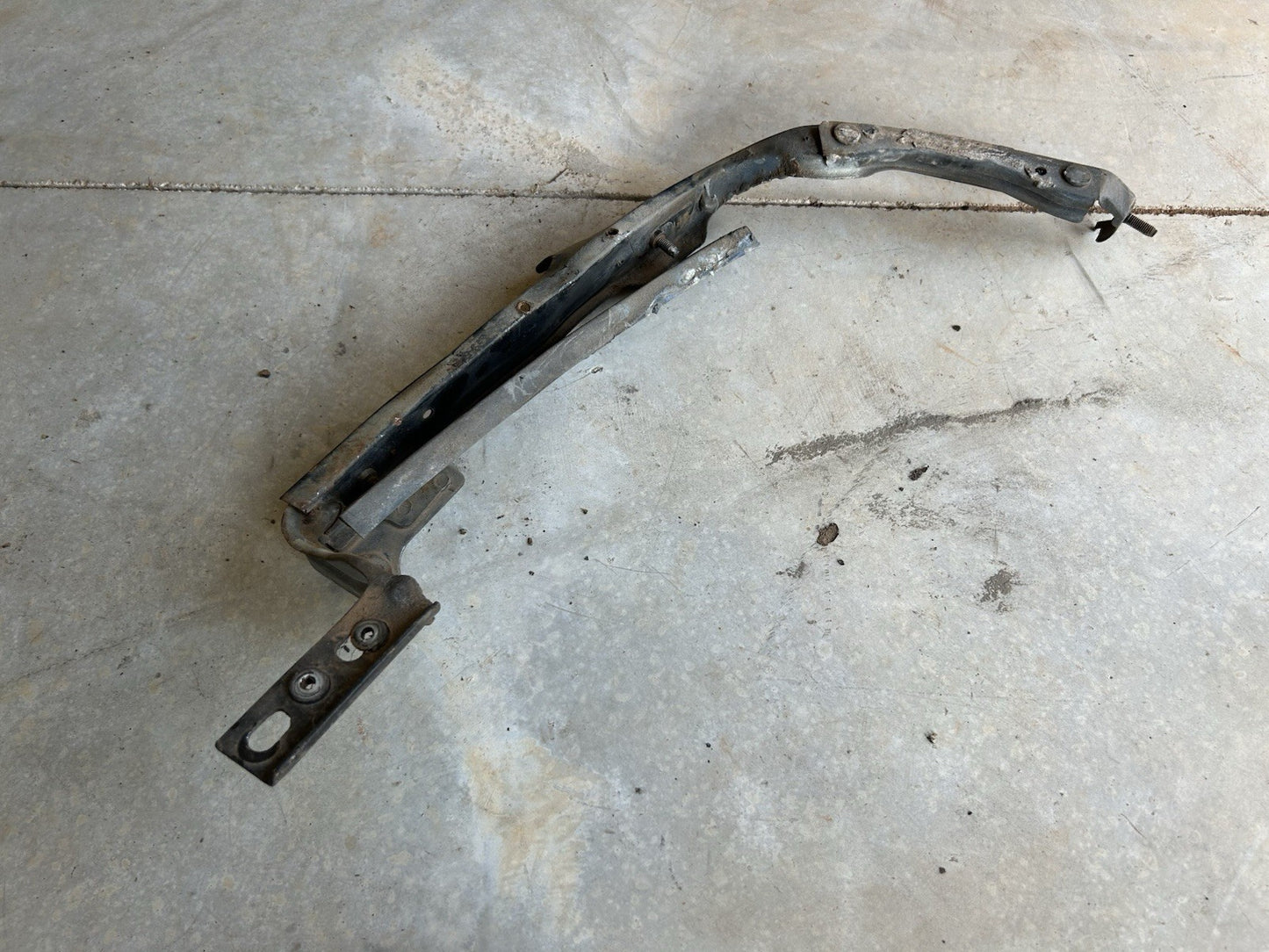 91-94 Nissan 240sx S13 OEM Front Bumper Mount Brackets RH RIGHT Sharknose