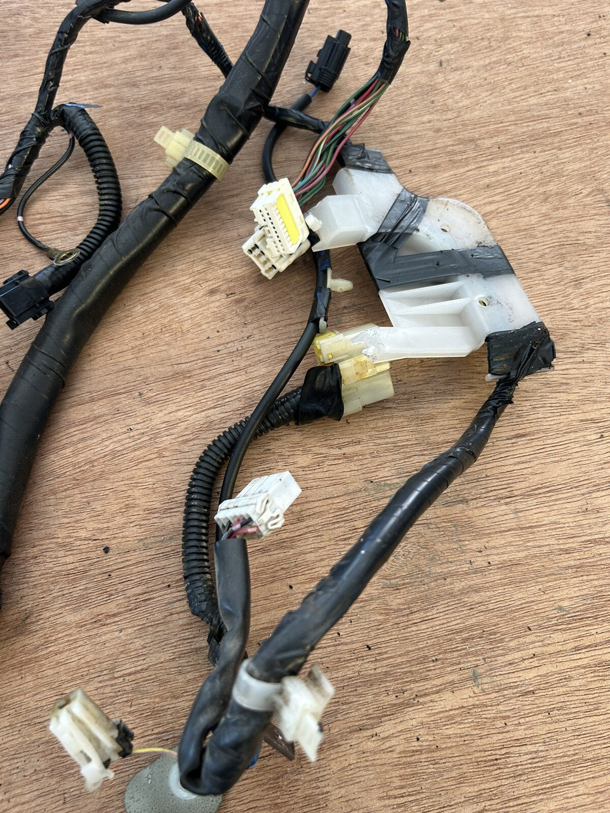 95-96 Nissan 240sx S14 Middle Body Harness Chassis Wiring inTerior Mid left