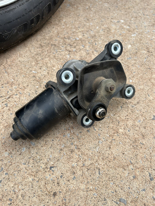 1989 - 1994 NISSAN 240SX WINDSHIELD WIPER MOTOR OEM, 620-58182