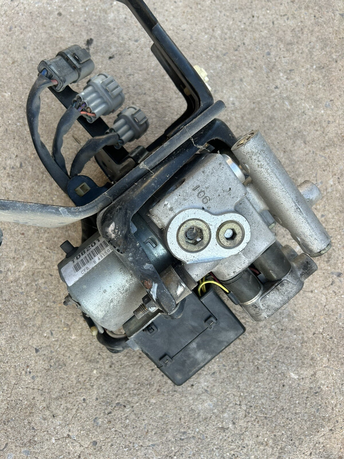 95-96 NISSAN 240Sx S14 OEM ABS Pump Module Assembly - Anti Lock Brake Unit