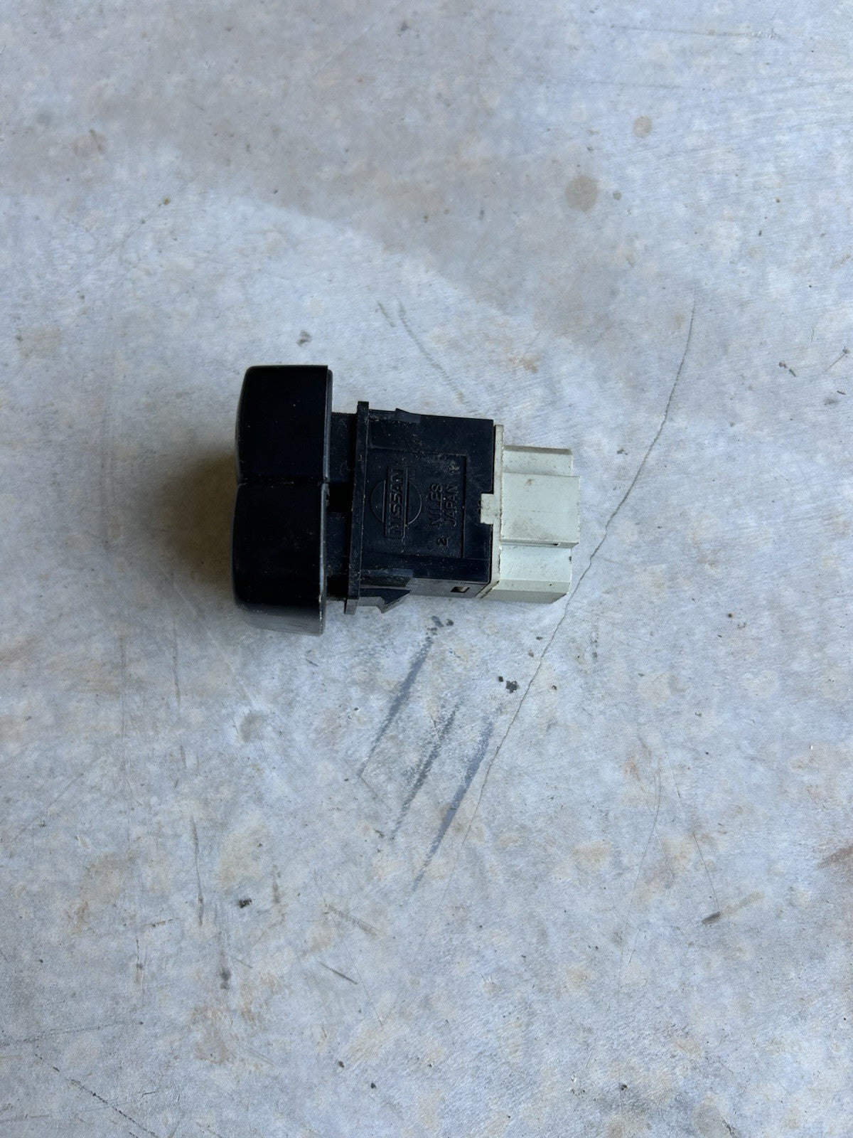 89-94 Nissan 240sx S13 OEM Cruise Control ON/OFF Switch Button