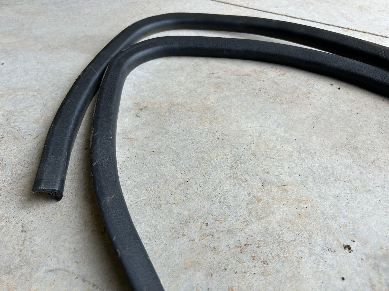 90-96 Nissan 300zx Z32 T Top Roof Weather Strip Seal Right & Left SET LH RH OEM