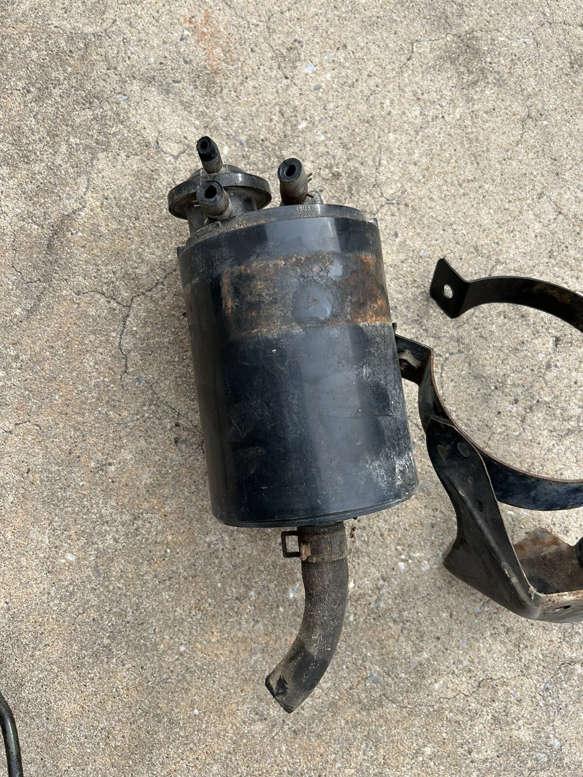 1989-1993 Nissan 240sx S13 Fuel Vapor Canister 1495053J20