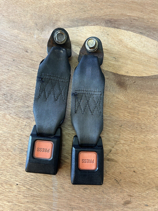 1989-1994 NISSAN 240SX S13 KA24DE SILVIA LEFT & RIGHT REAR SEAT BELT BUCKLE OEM
