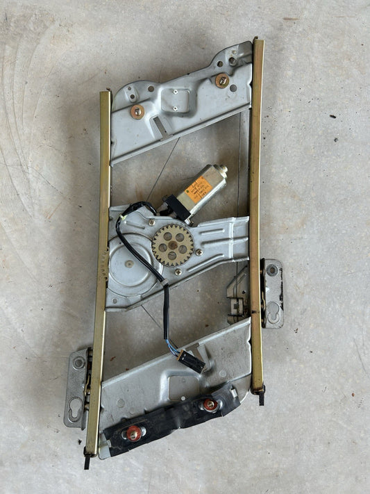89-94 NISSAN 240SX S13 RIGHT PASSENGER SIDE WINDOW REGULATOR Motor Working!
