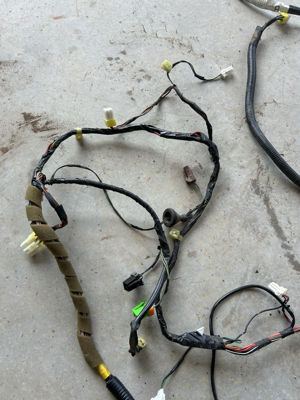 1990 NISSAN Z32 300ZX 2+0 COUPE A/T UNDER DASH WIRE WIRING HARNESS OEM