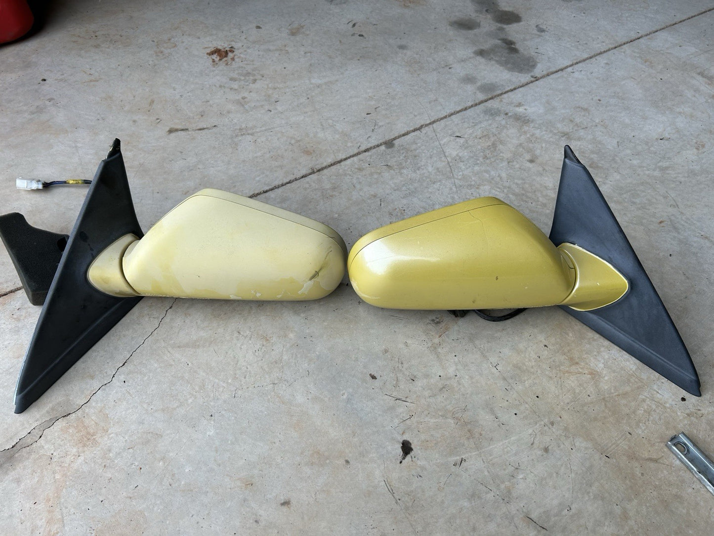 90-96 Nissan Z32 300zx Left & Right Door Exterior Side Power Mirror OEM Yellow