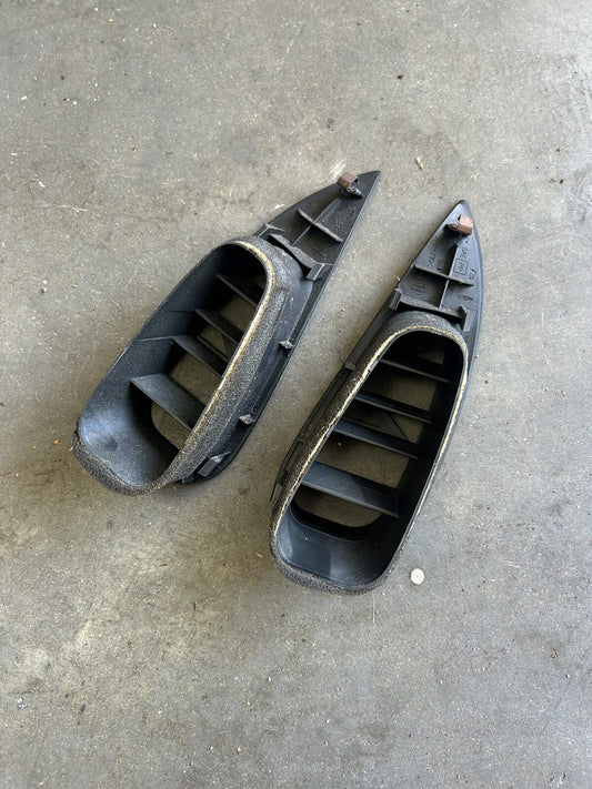 03-08 Nissan 350z Z33 Interior Dash HVAC Side Vents PAIR L/R