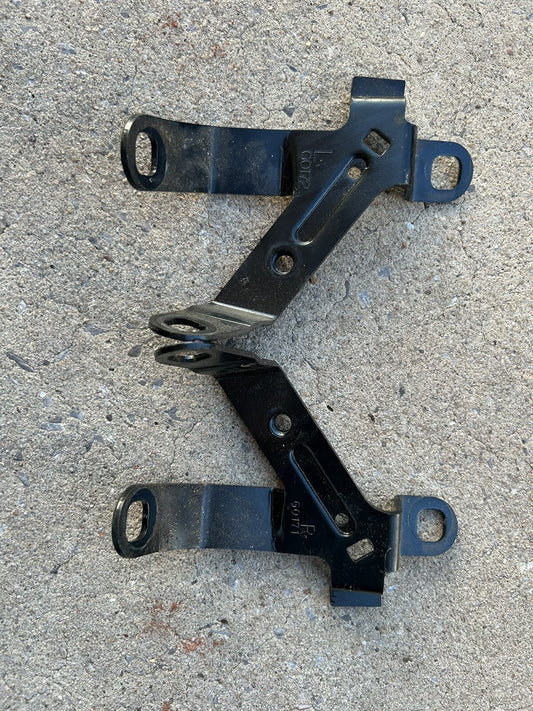 1989-1994 Nissan 240sx S13 OEM  Passenger Shoulder Seat Belt Brackets LH \ RH