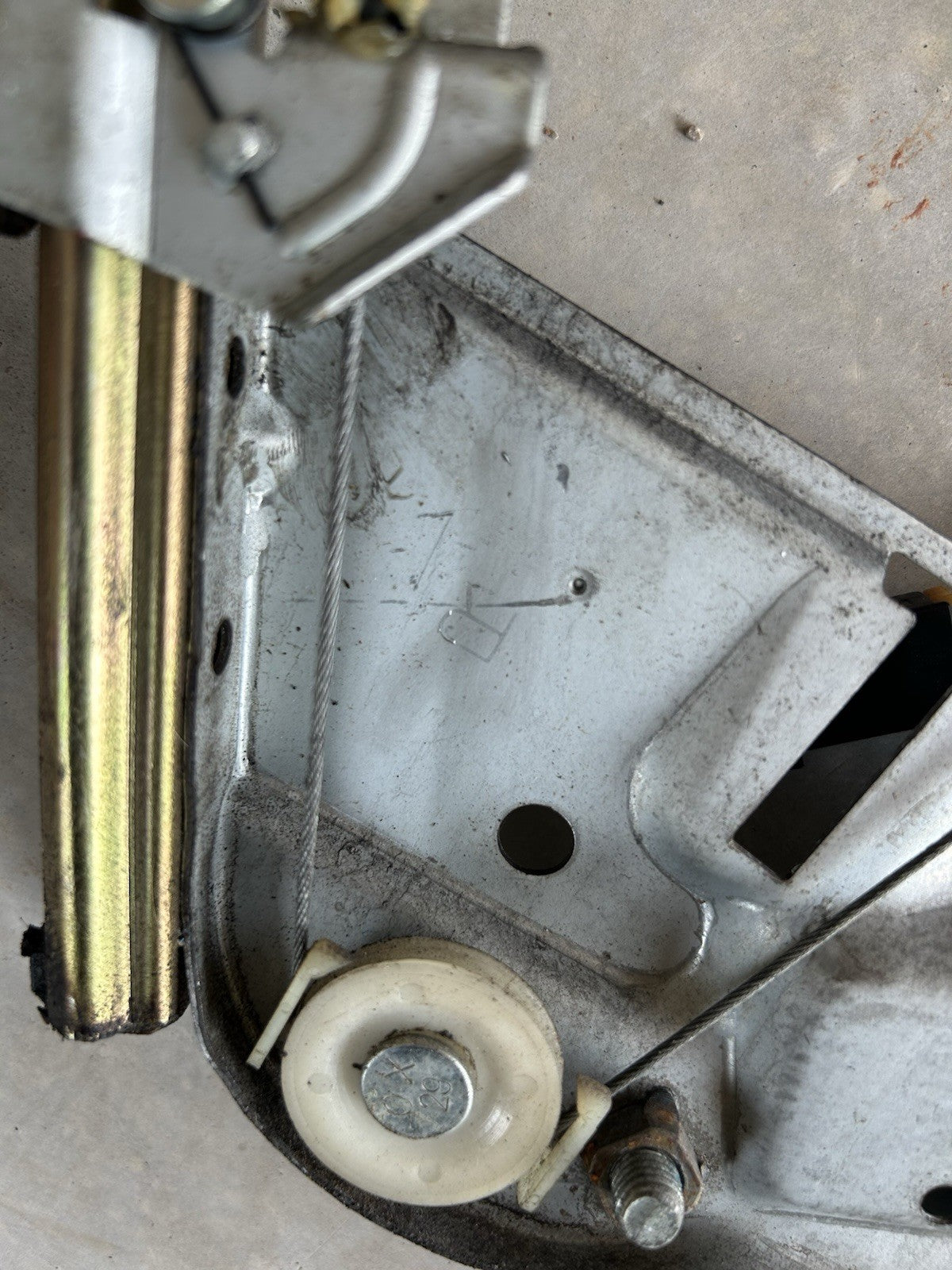 89-94 NISSAN 240SX S13 RIGHT PASSENGER SIDE WINDOW REGULATOR Motor Working!