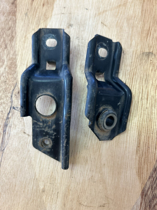 89 90 91 92 93 94 NISSAN 240SX S13 UPPER RADIATOR BRACKETS