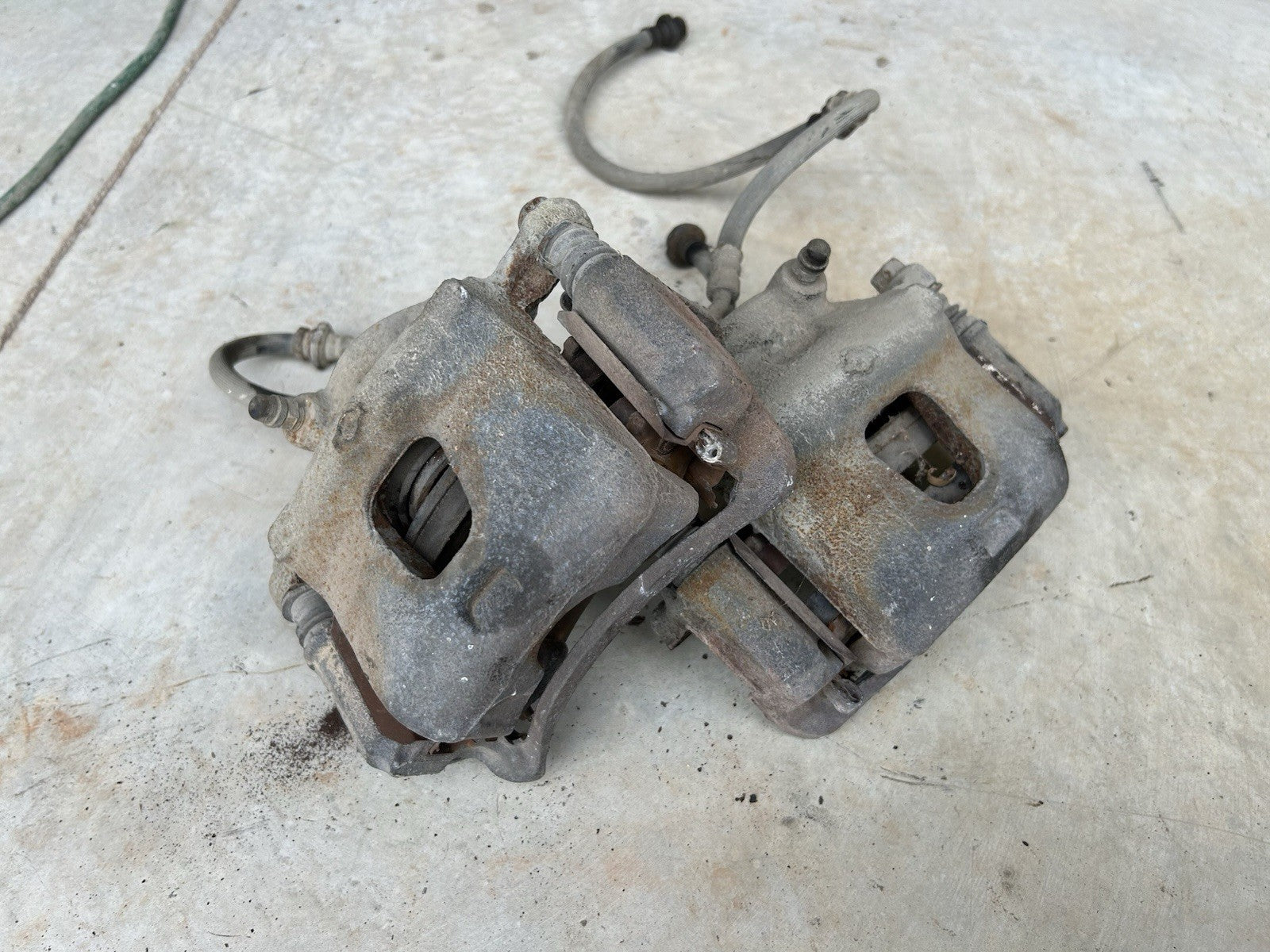 89-94 Nissan 240sx S13 OEM Front Brakes Caliper Right/Left