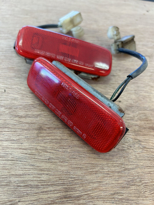 89-94 NISSAN 240SX Rear Side Reflector Pair OEM 2619540F10