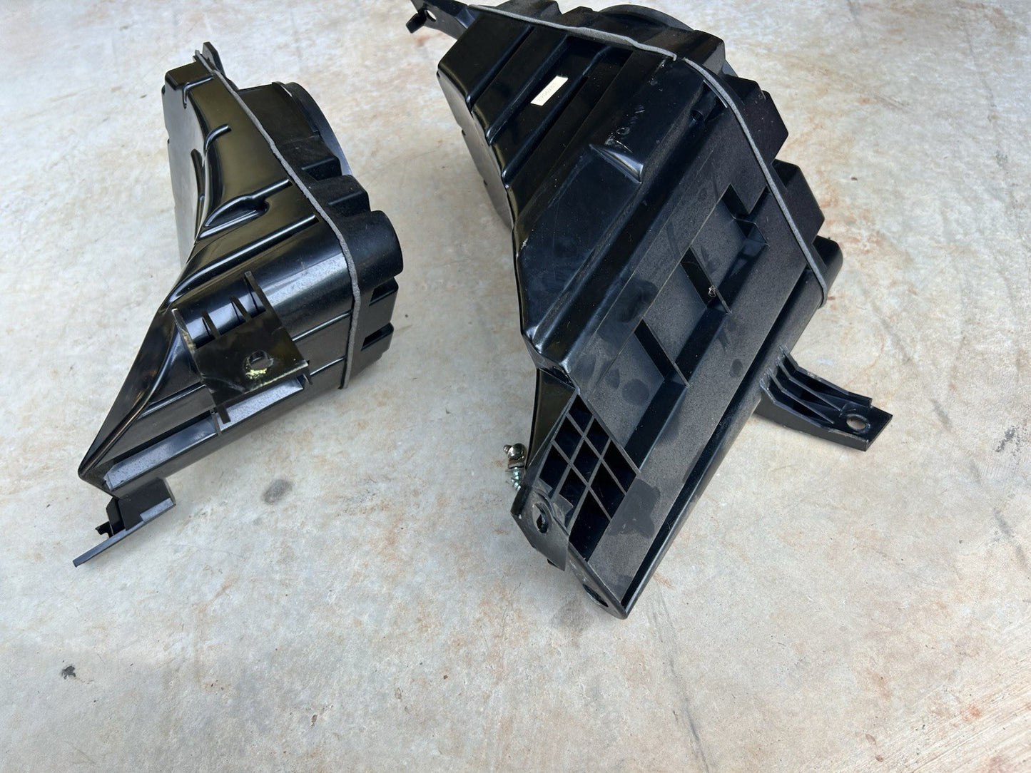 90-96 Nissan 300zx Z32 2+0 OEM  Rear Bose Speaker Housing Boxes PAIR L/R - RARE