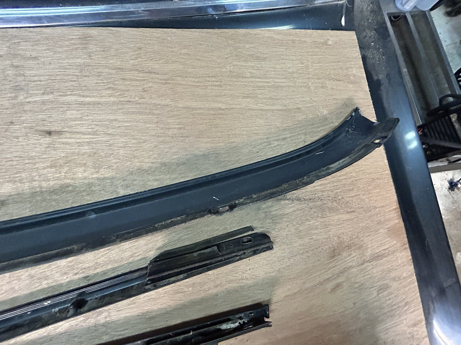 1992-1994 Nissan 240SX CONVERTIBLE OEM Rear Top Metal Trim Molding 3pc Set Vert