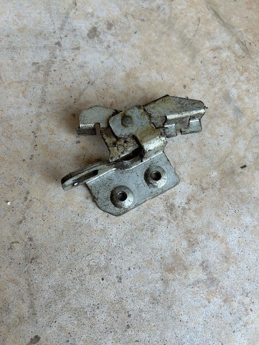 1989-1998 Nissan 240sx S13 Coupe S14 Zenki Kouki Trunk Latch Receiver Bracket