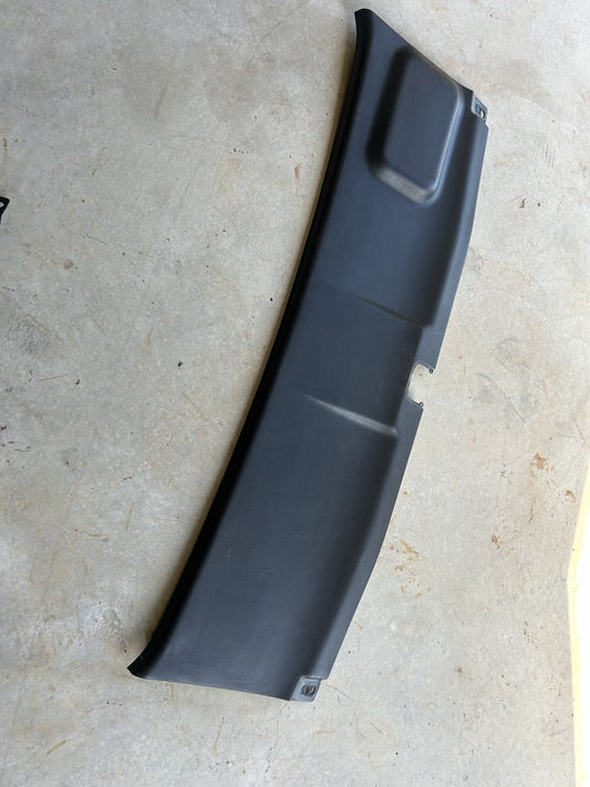 90-96 Nissan 300ZX Z32 OEM BLACK Rear Hatch Finisher Trim Black CENTER Trunk