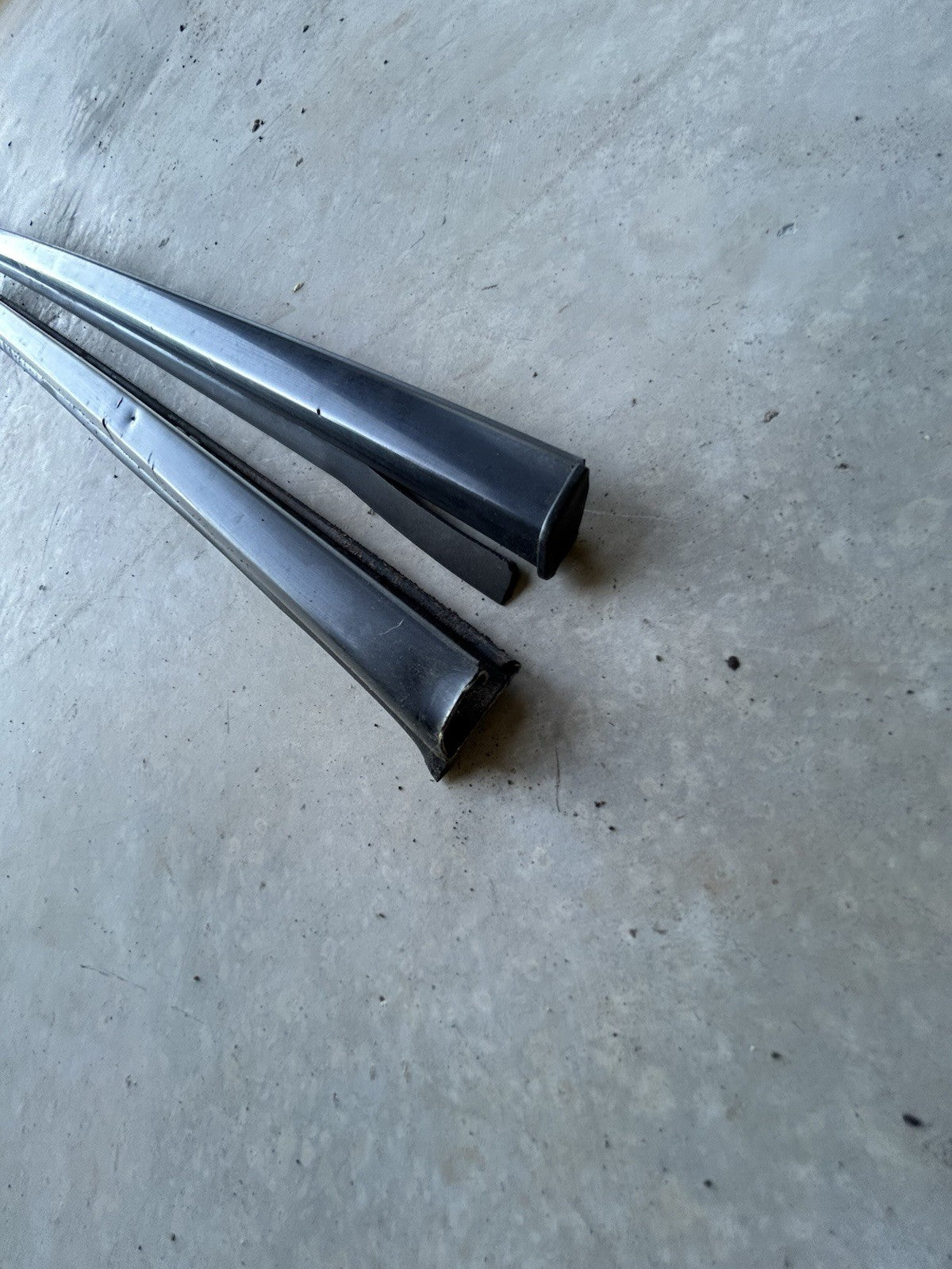 89-94 Nissan 240sx S13 OEM Upper Door Belt Molding Trim  Right & Left Door Trim