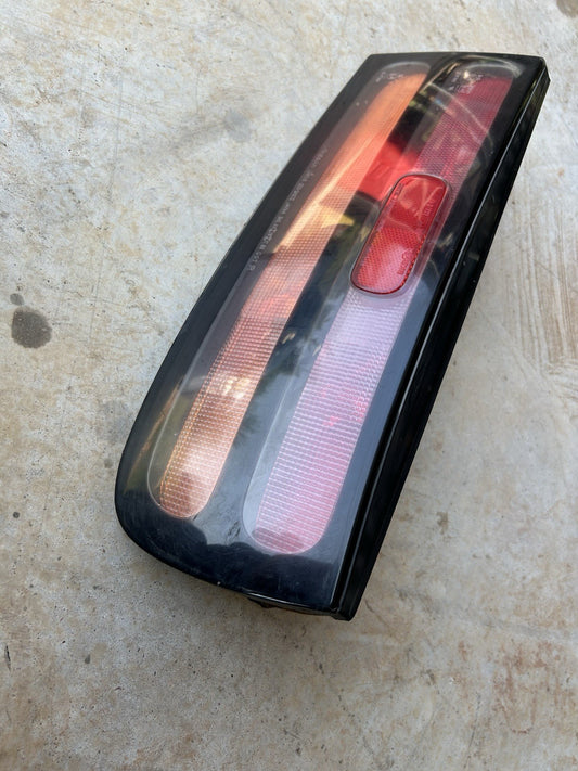 90-96 Nissan 300zx Z32 Right Tail Light RH OEM Taillight Housing Passenger WBulb